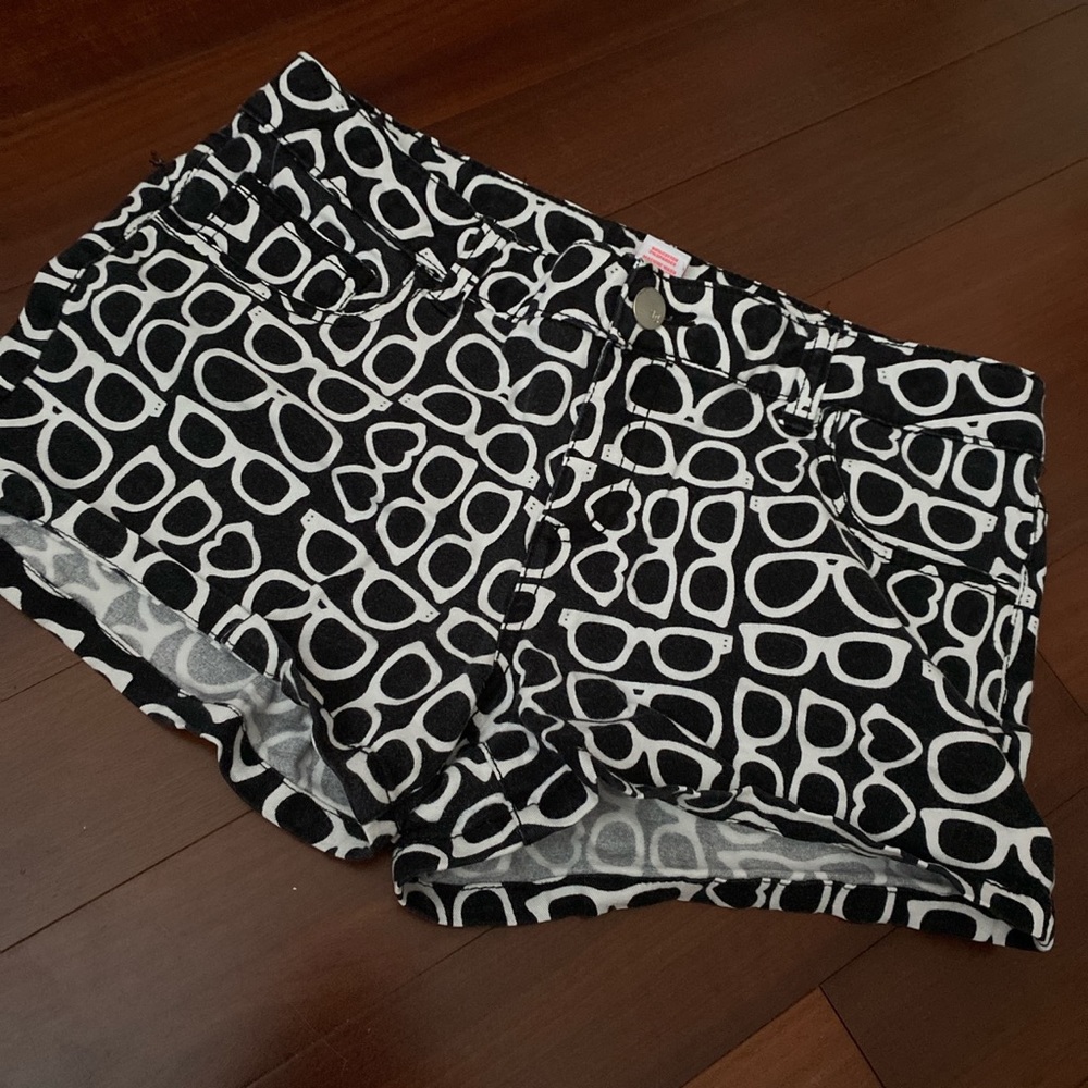 Sunglass Print Shorts